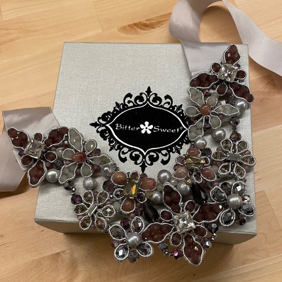 Bittersweet statement necklace - Picture 2 of 4